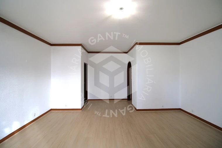 Apartamento T2 para Arrendamento em Cascais e Estoril Foto 4