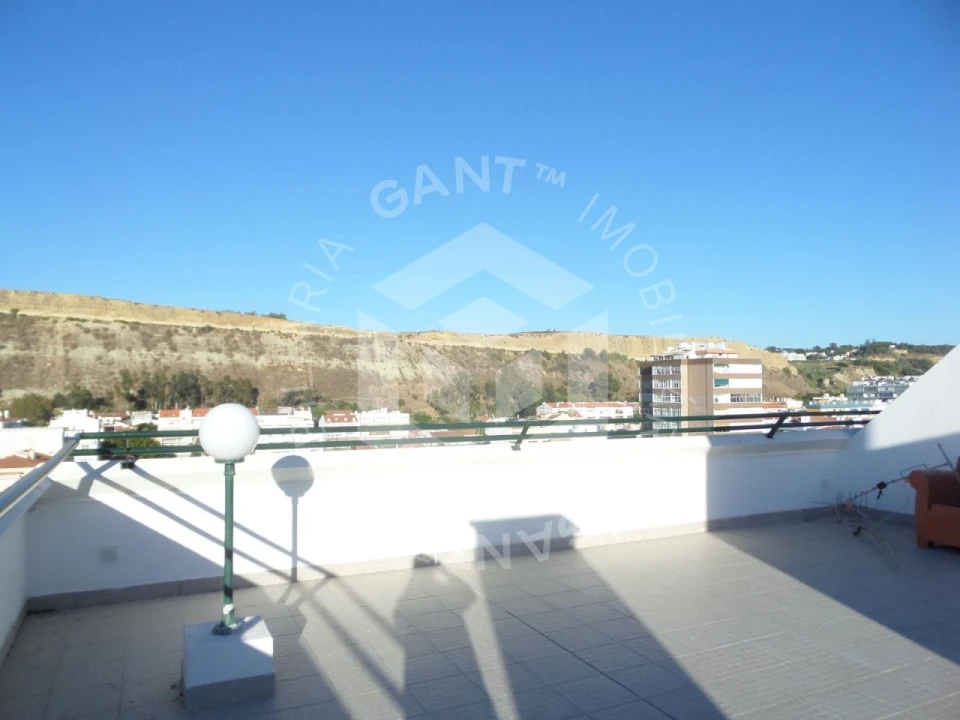 Apartamento T1 para Arrendamento em Costa da Caparica Foto 7