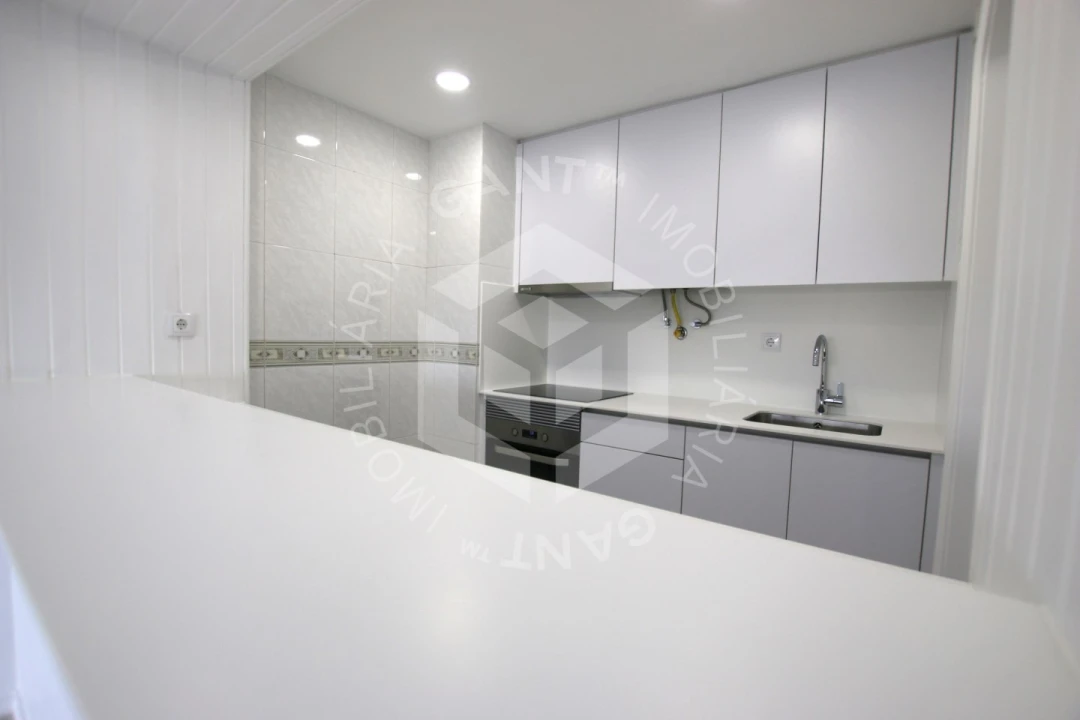 Apartamento T1 para Arrendamento em Costa da Caparica Foto 13