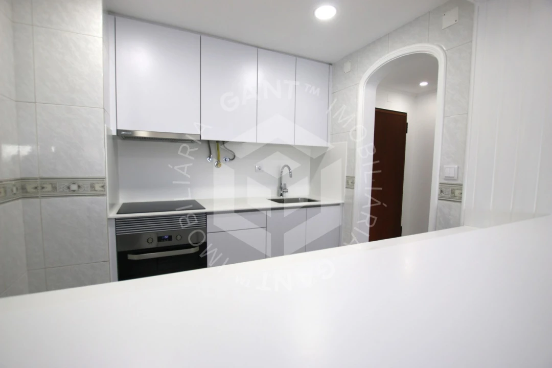 Apartamento T1 para Arrendamento em Costa da Caparica Foto 15