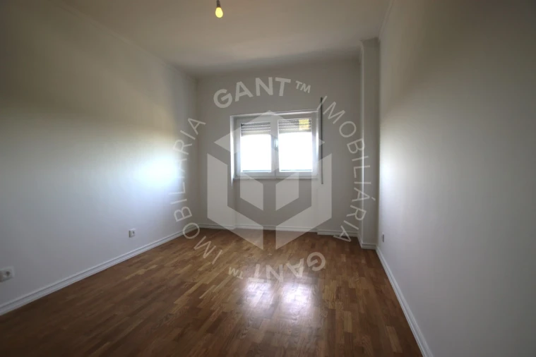 Apartamento T1 para Arrendamento em Costa da Caparica Foto 24