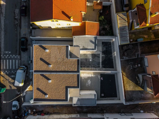 Moradia T4 para Venda em Atouguia da Baleia Foto 6