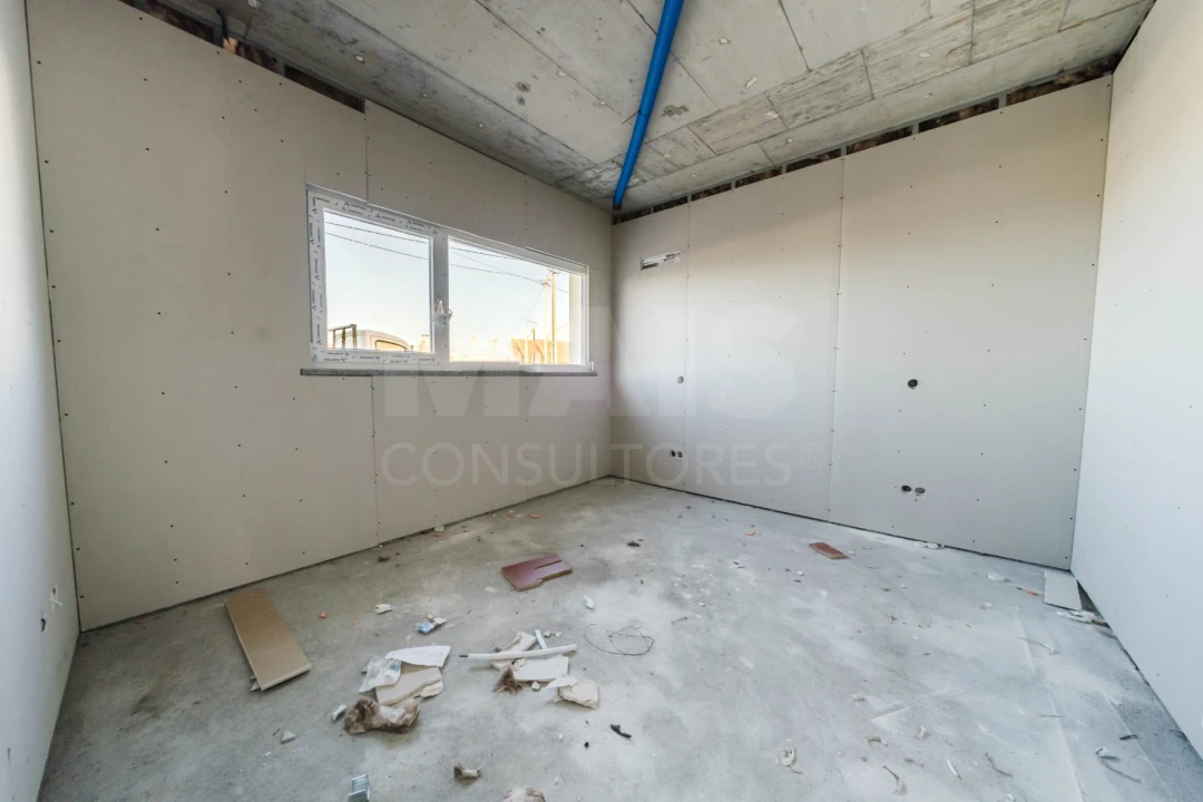 Moradia T4 para Venda em Atouguia da Baleia Foto 11