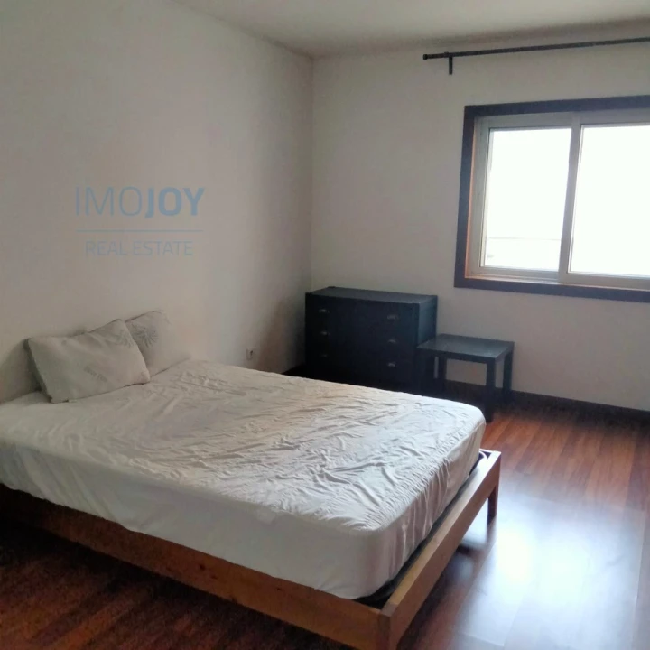 Apartamento T1 para Arrendamento em Paranhos Foto 21