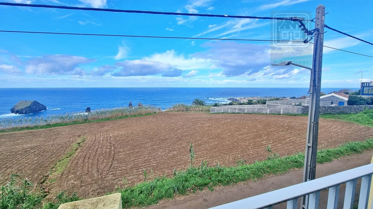 Moradia T3 para Venda em Mosteiros Foto 18