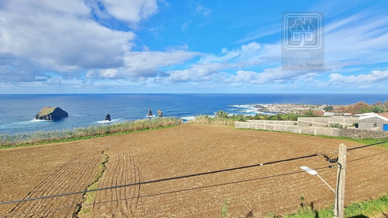 Moradia T3 para Venda em Mosteiros Foto 24