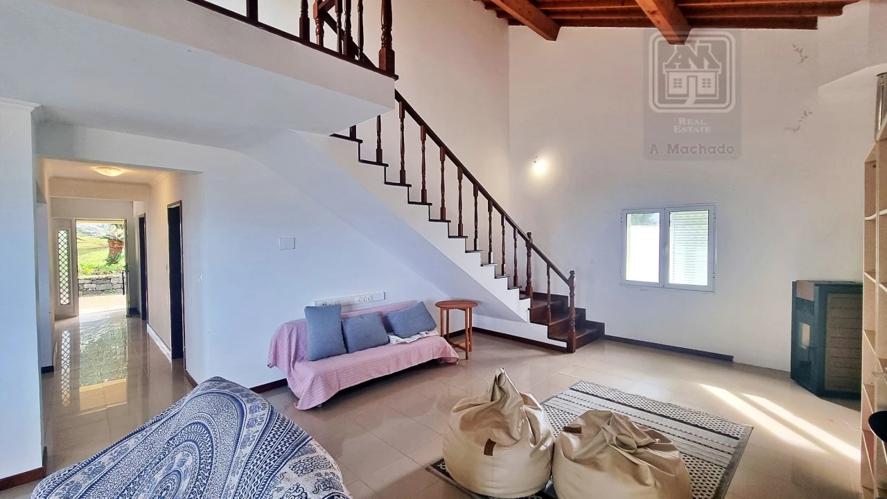 Moradia T3 para Venda em Mosteiros Foto 30