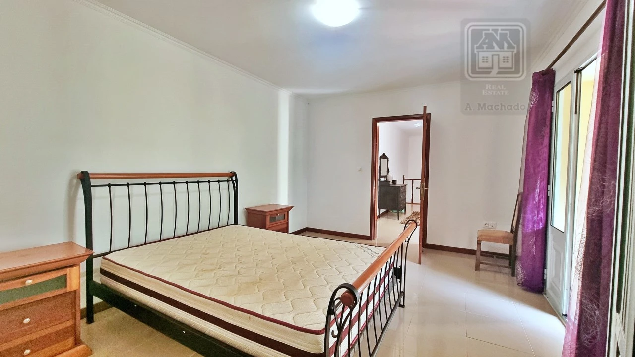 Moradia T3 para Venda em Mosteiros Foto 40