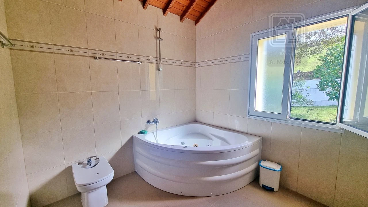 Moradia T3 para Venda em Mosteiros Foto 65