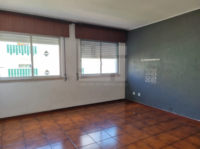 Apartamento T2 para Venda em Oeiras e São Julião da Barra, Paço de Arcos e Caxias Foto 1