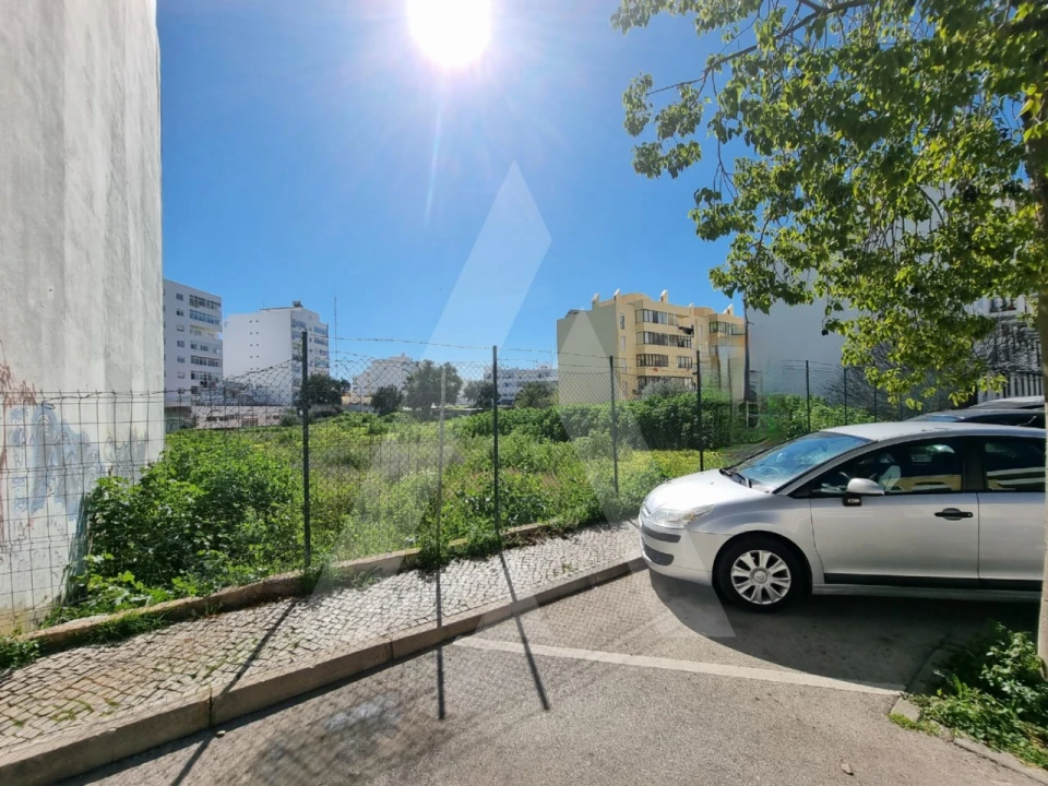 Terreno para Venda em Olhão Foto 5