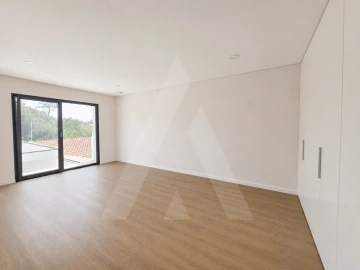Moradia T4 para Venda em Gafanha da Encarnação