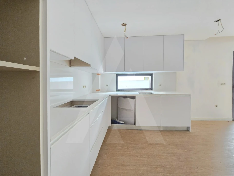 Apartamento T2 para Venda em Esgueira Foto 4