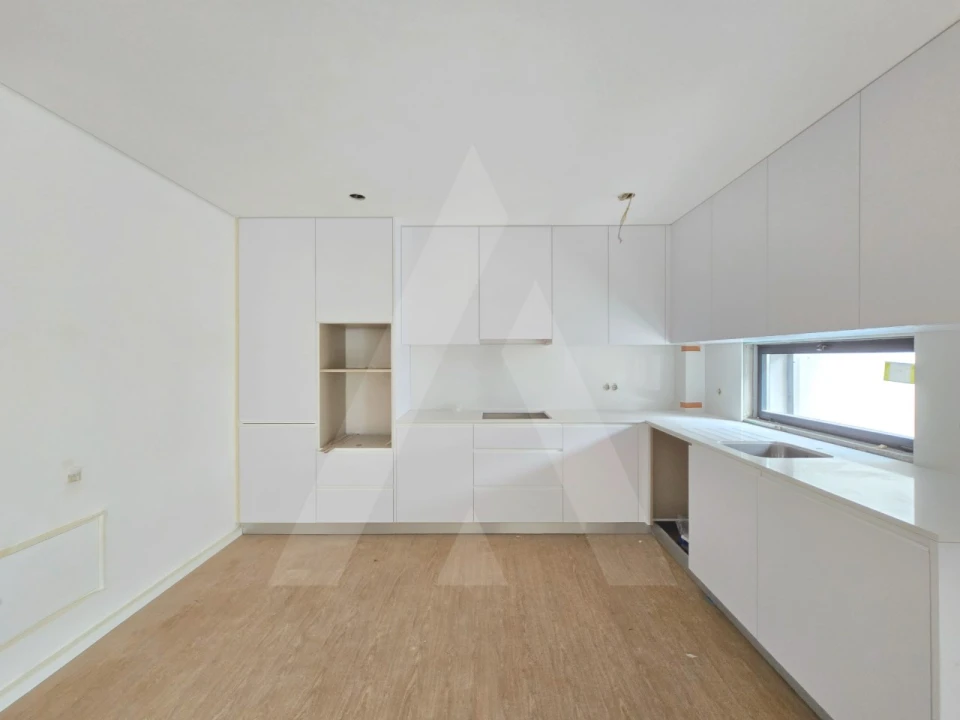 Apartamento T2 para Venda em Esgueira Foto 6