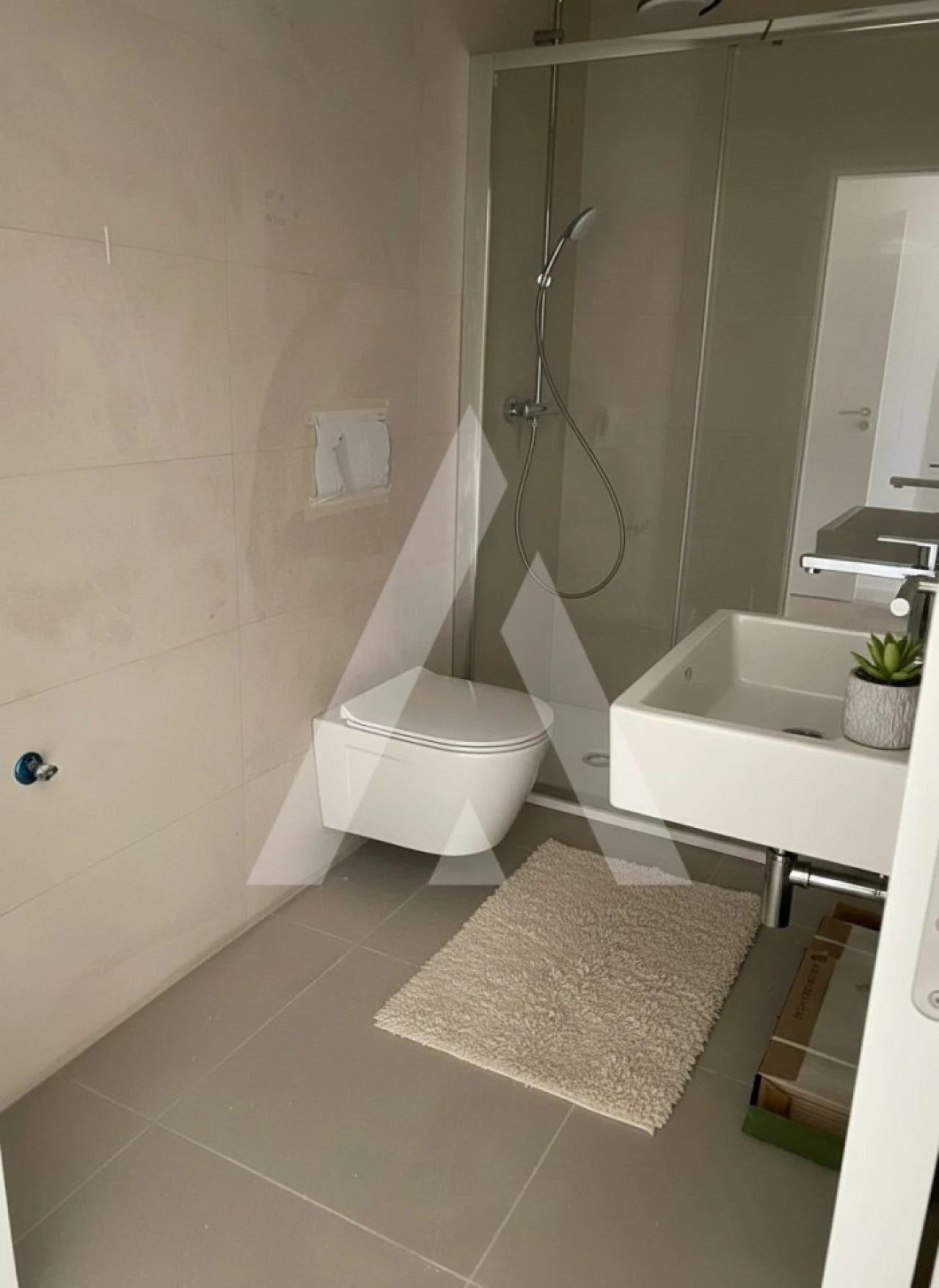 Apartamento T1 para Venda em Esgueira Foto 3