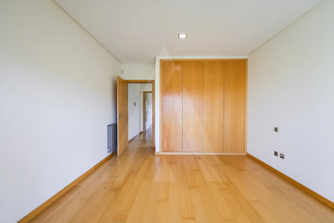 Moradia T4 para Venda em São Bernardo Foto 31