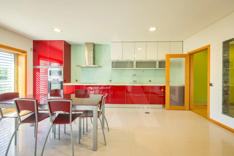 Moradia T4 para Venda em São Bernardo Foto 12