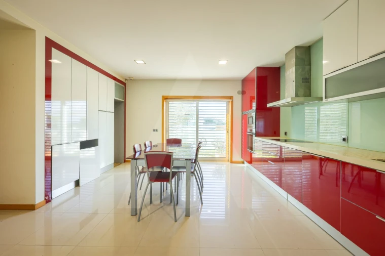 Moradia T4 para Venda em São Bernardo Foto 11