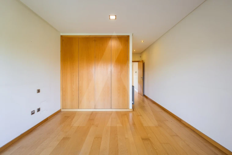 Moradia T4 para Venda em São Bernardo Foto 28