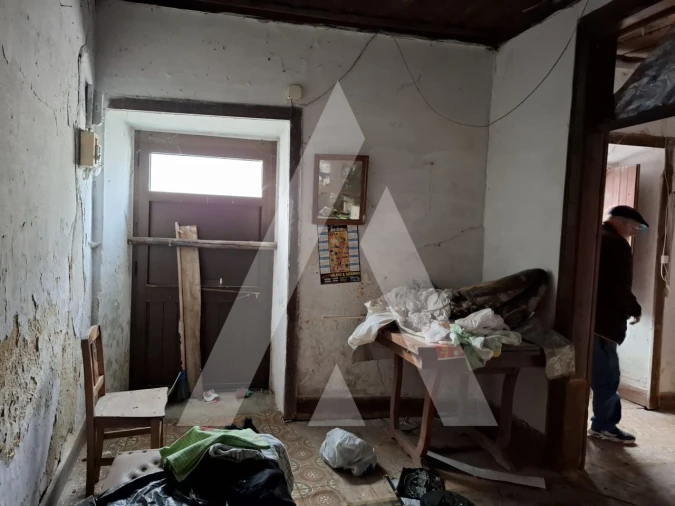 Moradia T2 para Venda em Ourentã Foto 14