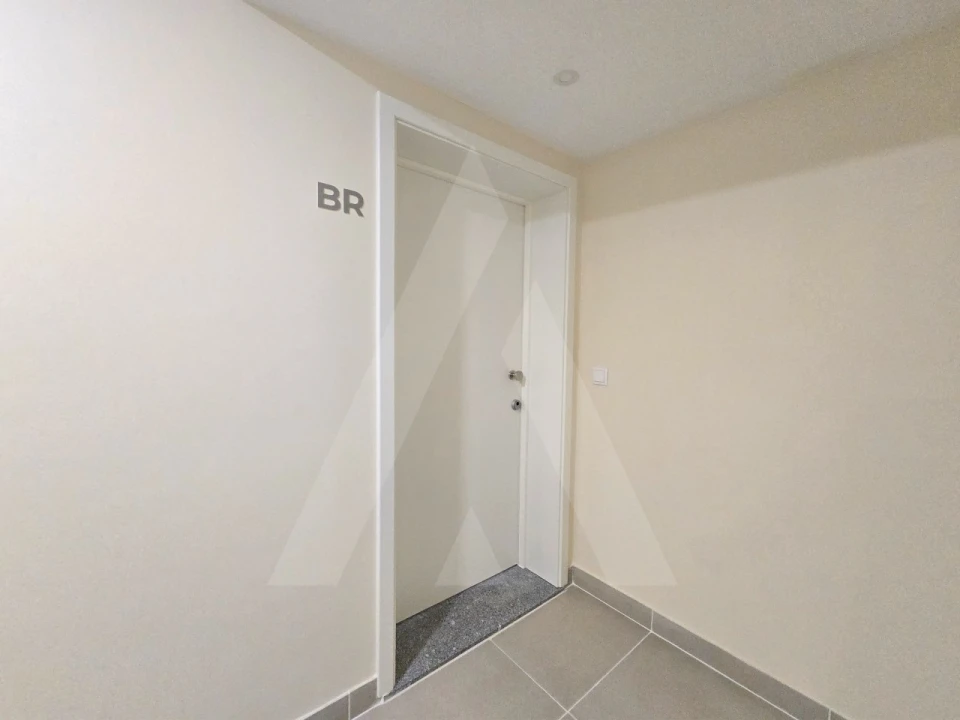 Apartamento T3 para Arrendamento em Aradas Foto 2