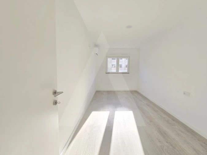 Apartamento T3 para Arrendamento em Aradas Foto 16