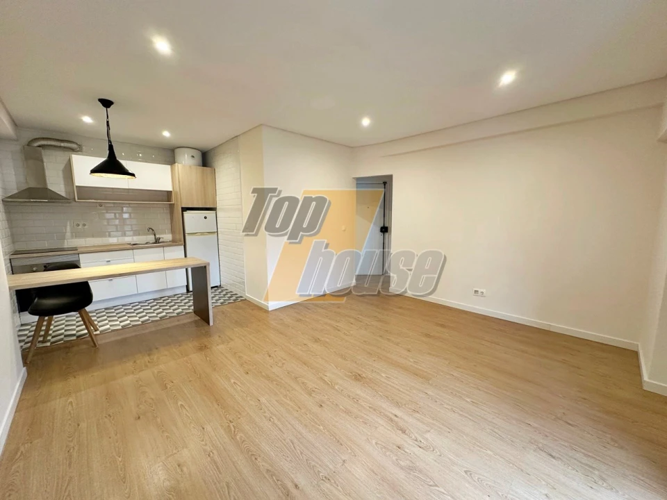 Apartamento T1 para Venda em Costa da Caparica Foto 1