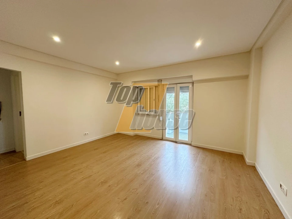 Apartamento T1 para Venda em Costa da Caparica Foto 8