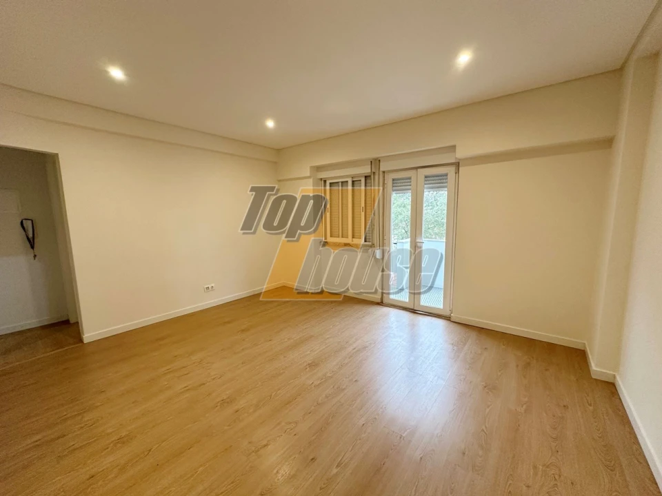 Apartamento T1 para Venda em Costa da Caparica Foto 9