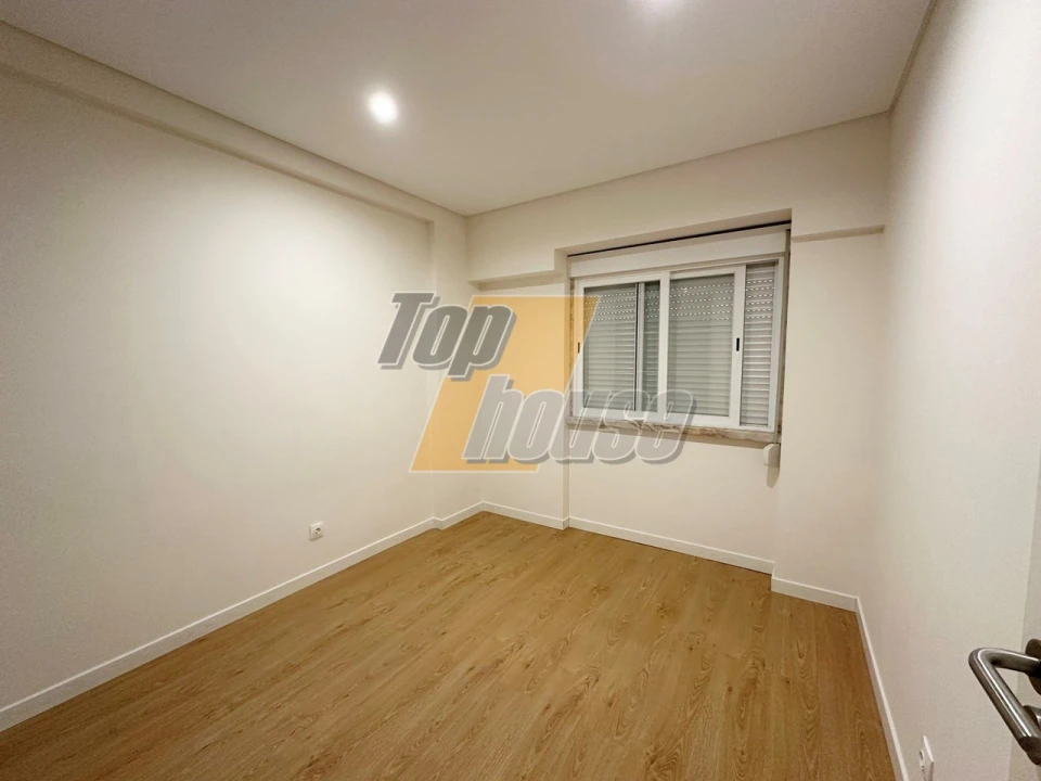 Apartamento T1 para Venda em Costa da Caparica Foto 12