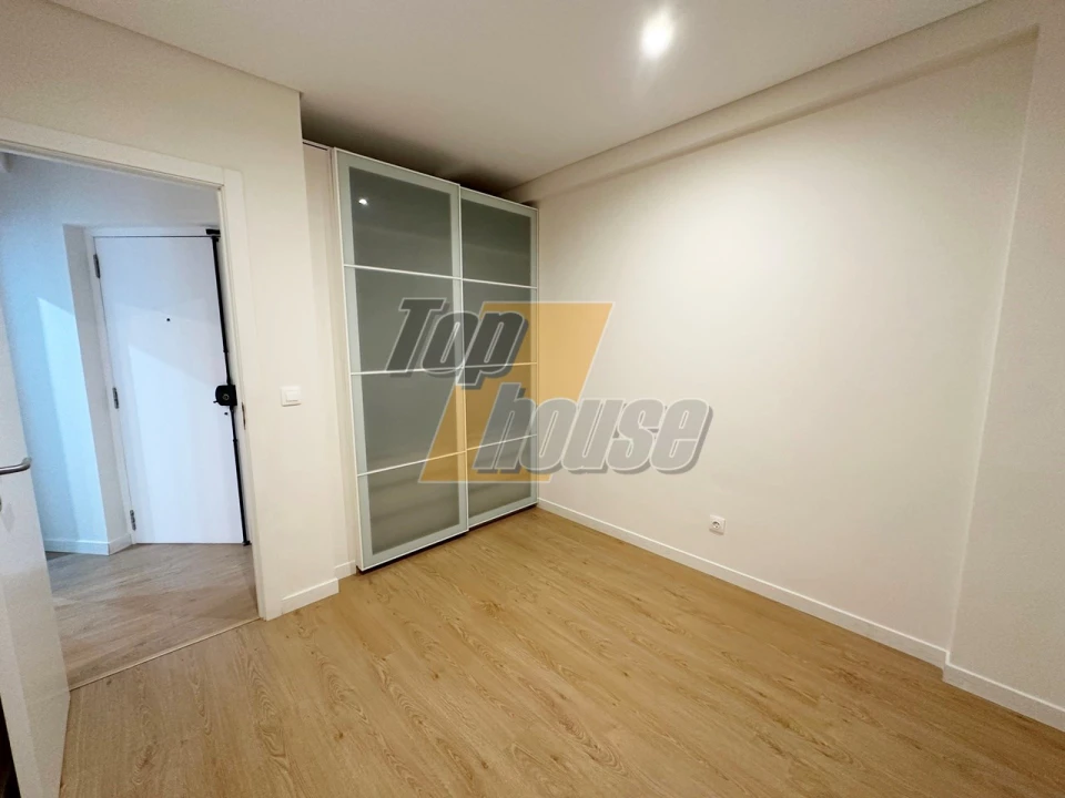 Apartamento T1 para Venda em Costa da Caparica Foto 11