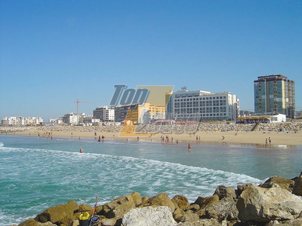 Apartamento T1 para Venda em Costa da Caparica Foto 14