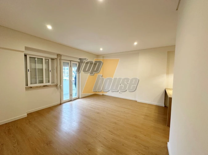 Apartamento T1 para Venda em Costa da Caparica Foto 6