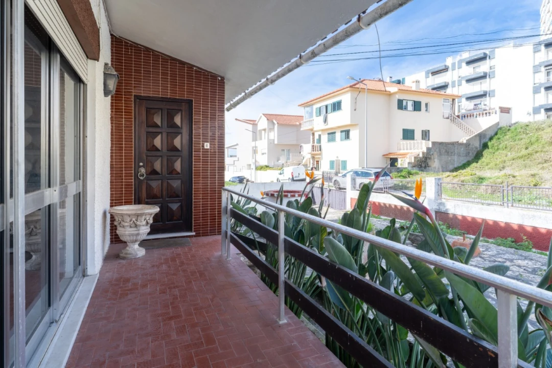 Moradia T3 para Venda em Nazare Foto 4