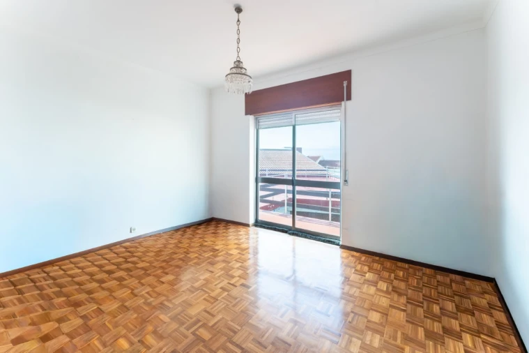 Moradia T3 para Venda em Nazare Foto 12