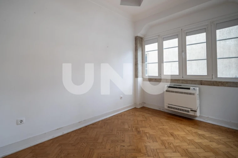 Apartamento T2 para Arrendamento em Covilhã e Canhoso Foto 13