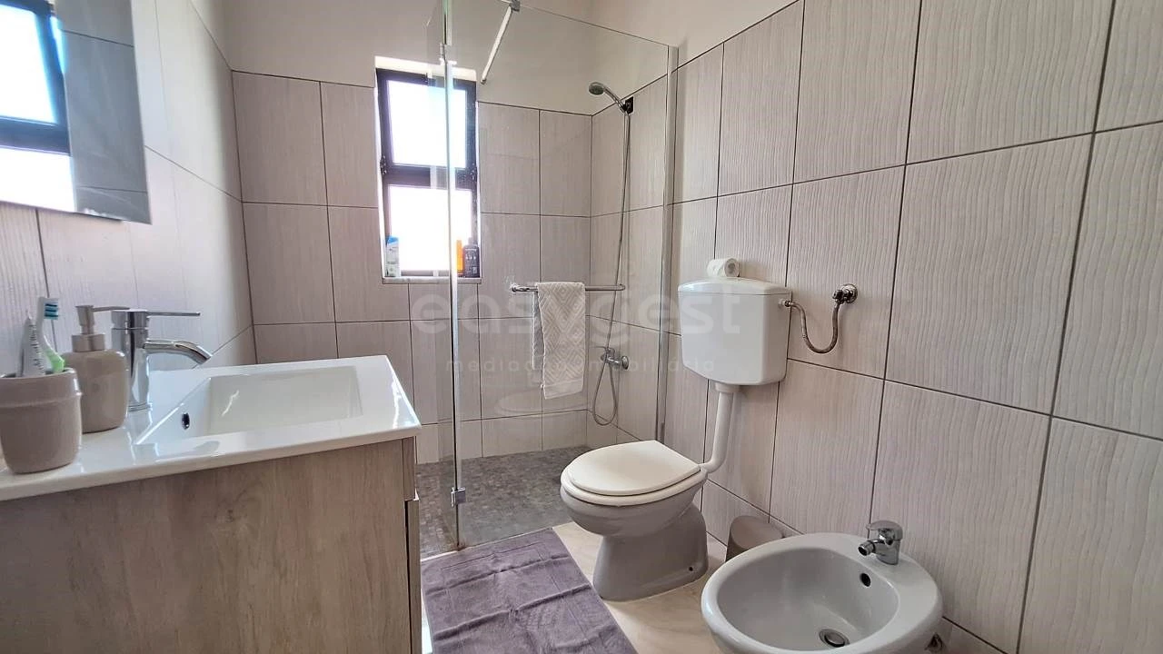 Moradia T2 para Venda em Lagoa e Carvoeiro Foto 12