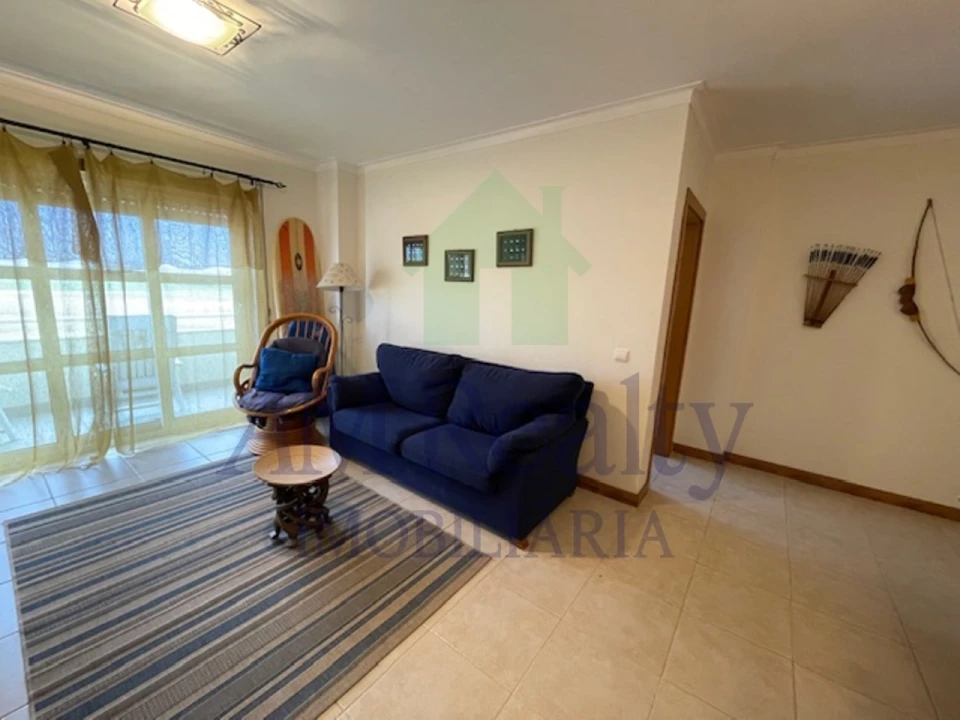 Apartamento T2 para Arrendamento em Ferrel Foto 3