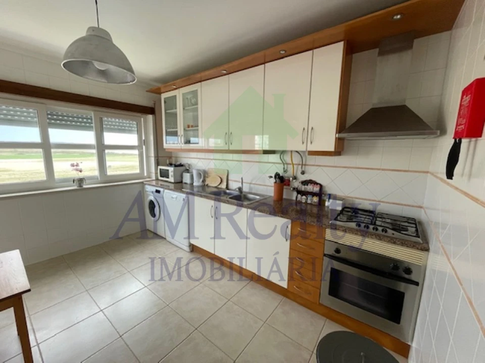 Apartamento T2 para Arrendamento em Ferrel Foto 7