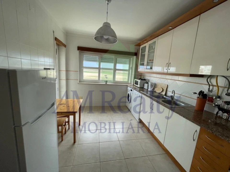 Apartamento T2 para Arrendamento em Ferrel Foto 8