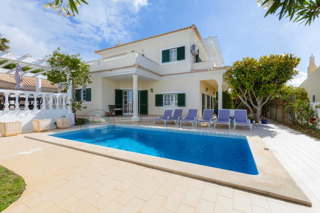 Moradia T3 para Venda em Luz Foto 8