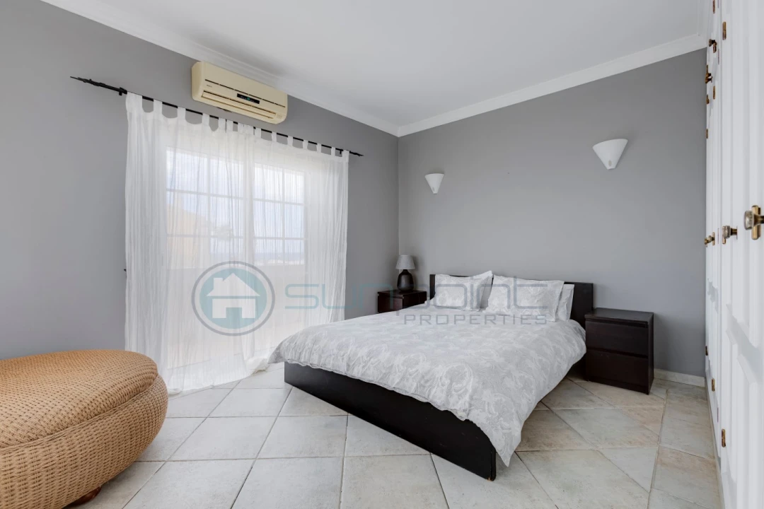 Moradia T3 para Venda em Luz Foto 22