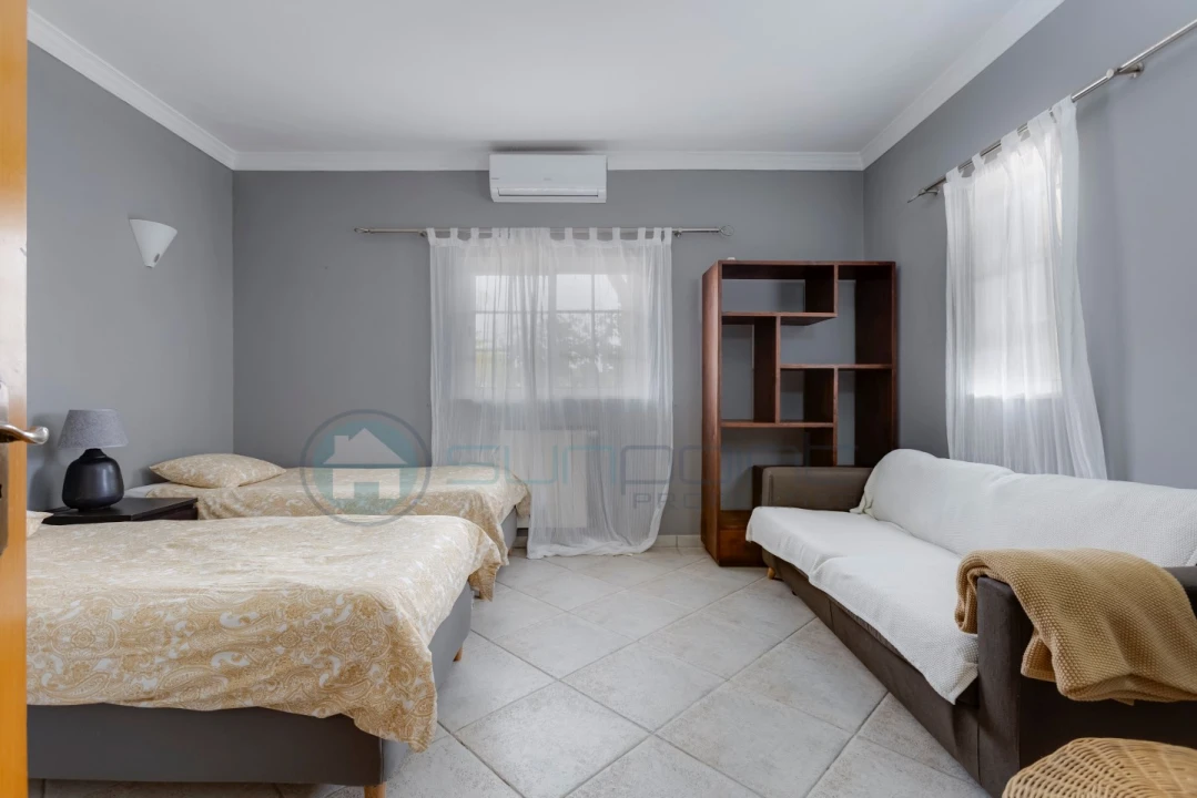 Moradia T3 para Venda em Luz Foto 27