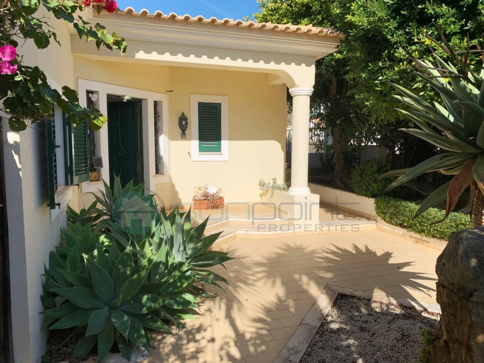 Moradia T3 para Venda em Luz Foto 33