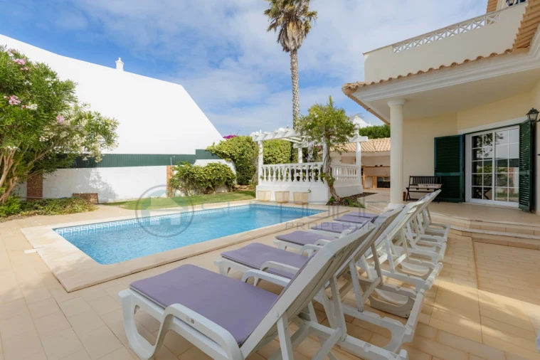 Moradia T3 para Venda em Luz Foto 28