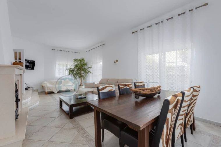 Moradia T3 para Venda em Luz Foto 5