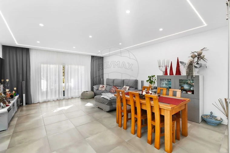 Moradia T3 para Venda em Fernao Ferro Foto 8