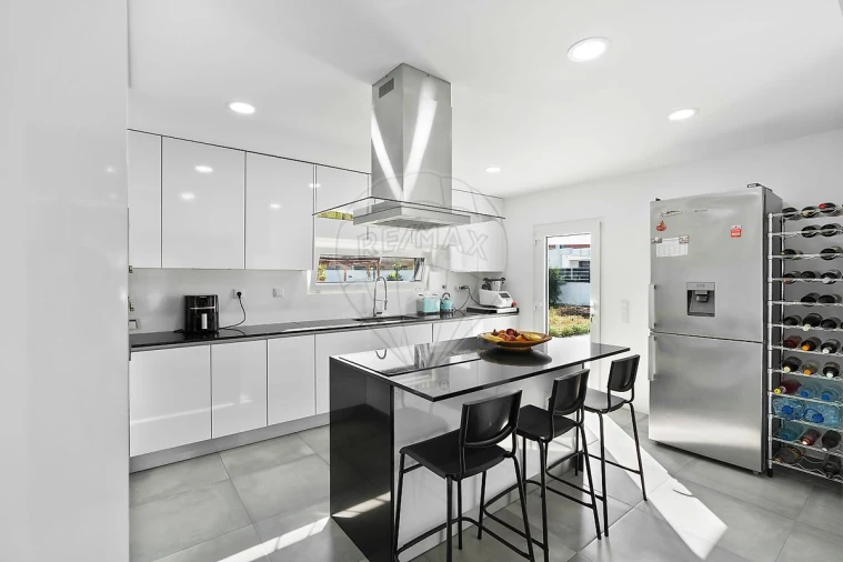 Moradia T3 para Venda em Fernao Ferro Foto 12