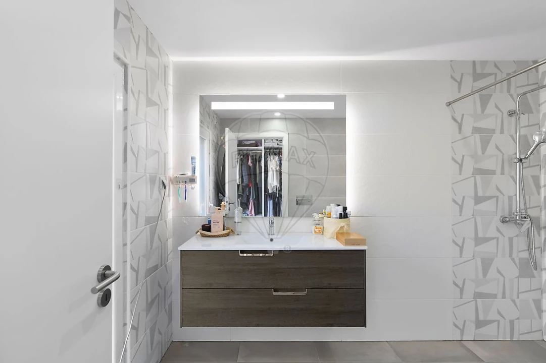 Moradia T3 para Venda em Fernao Ferro Foto 26