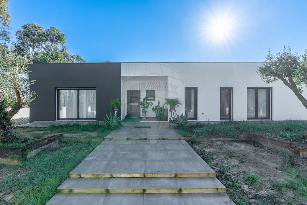 Moradia T3 para Venda em Fernao Ferro Foto 3